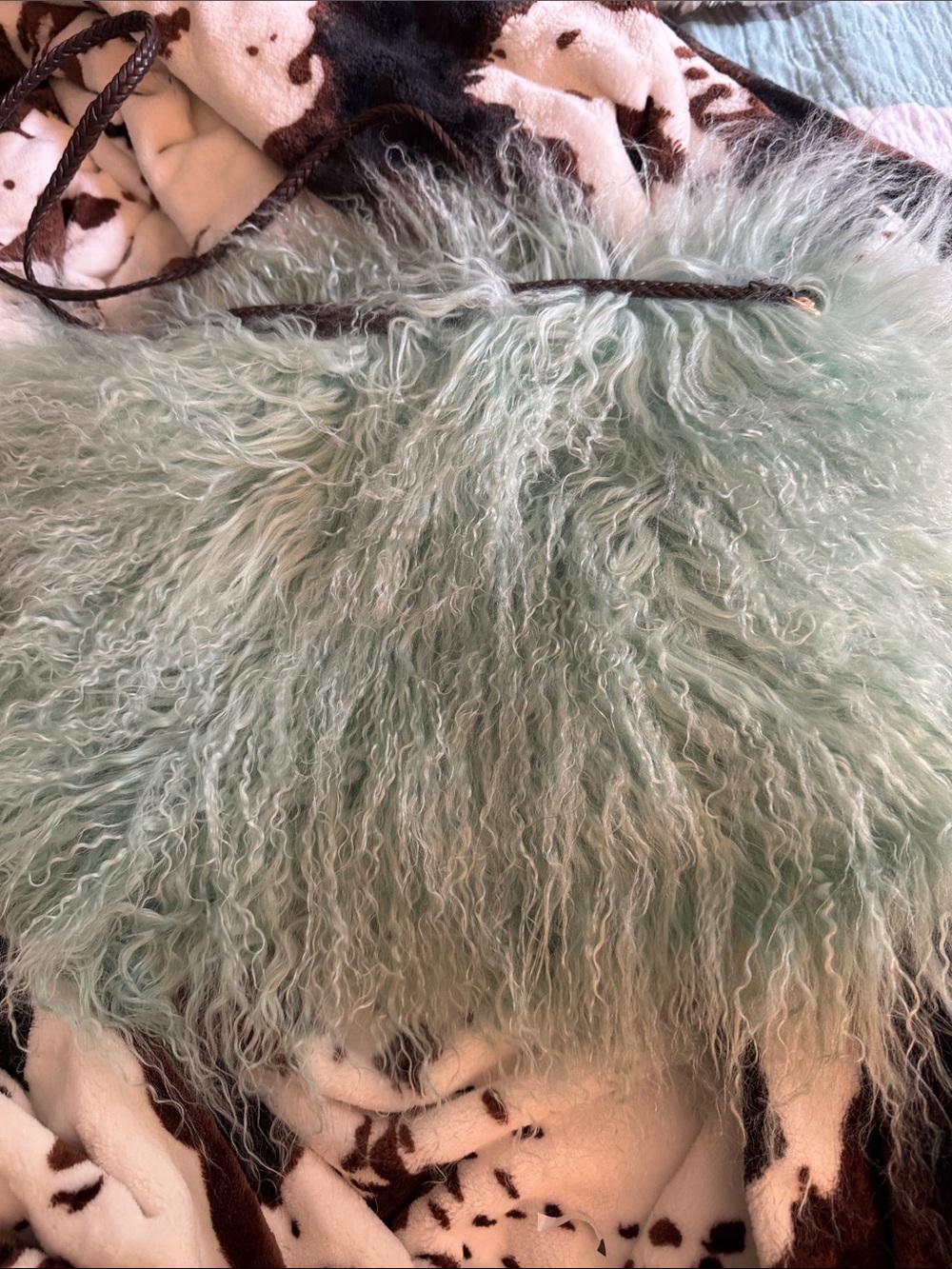 Real sheepskin Fur Drawstring Shoulder Bag in turquoise
